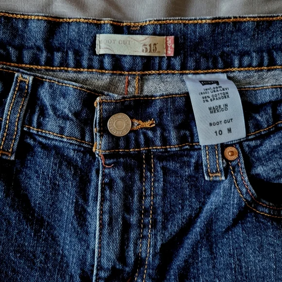 Levi 515 Boot Cut Jeans - Sz 10M, Med/Dark Wash, EUC - Picture 6 of 9